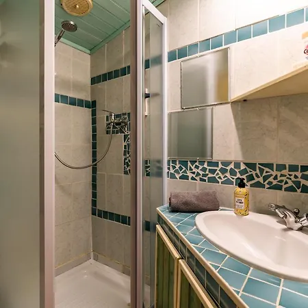1 A La Maison Mosaic