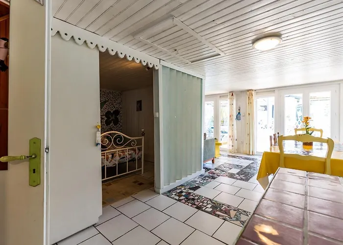 1 A La Maison Mosaic Semesterbostad Gaillan-en-Médoc